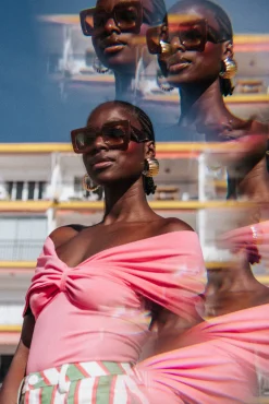 Make My Lemonade BODY MARTHA BUBBLE GUM< Bodys