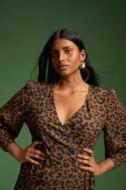 Make My Lemonade ROBE MARLA LEOPARD< Robes & Combis