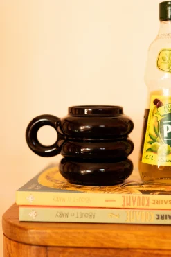 Make My Lemonade TASSE JOHN NOIR< Art De La Table